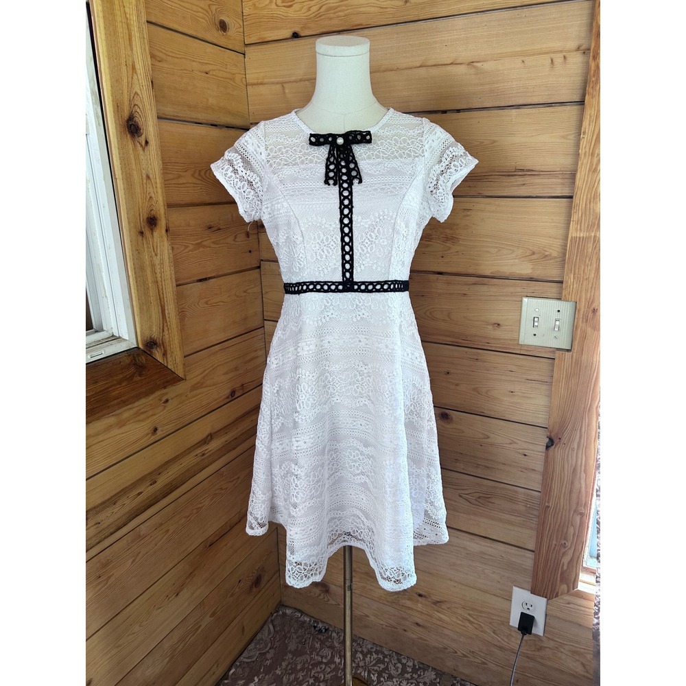 Floral Lace Midi Dress Women Medium White Black Bow Pearl A Line Pockets Gumac